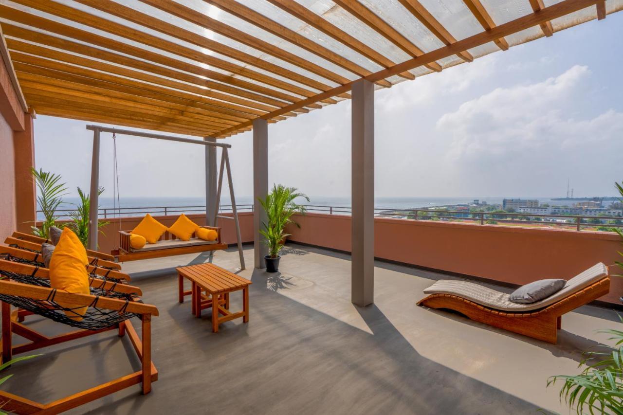 Manhattan Business Hotel, Malé Dış mekan fotoğraf